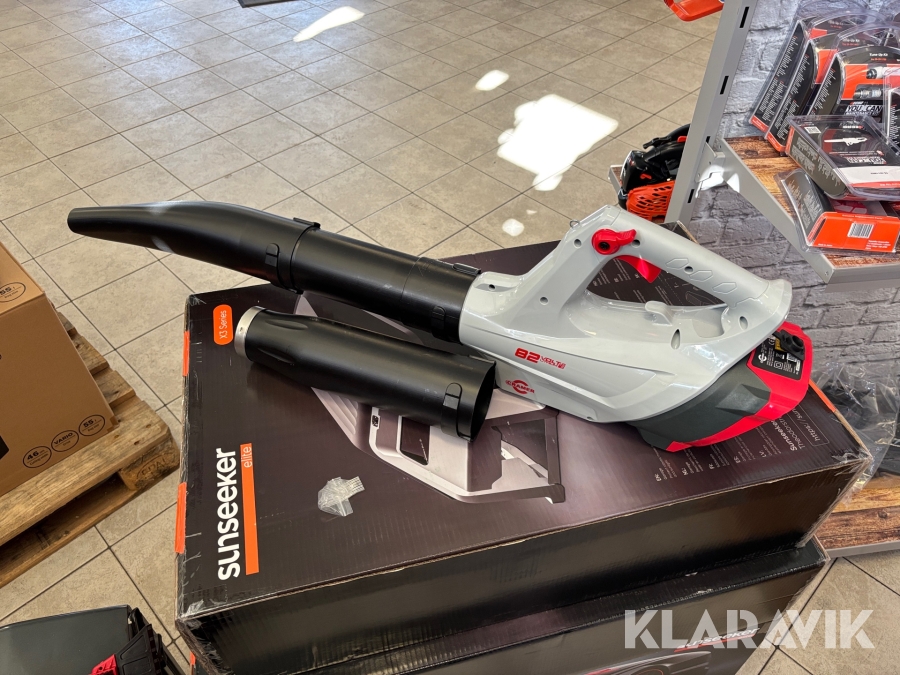 Lövblås Cramer 82B1000