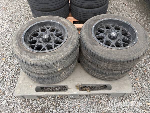 Däck på fälg till ATV 4 st