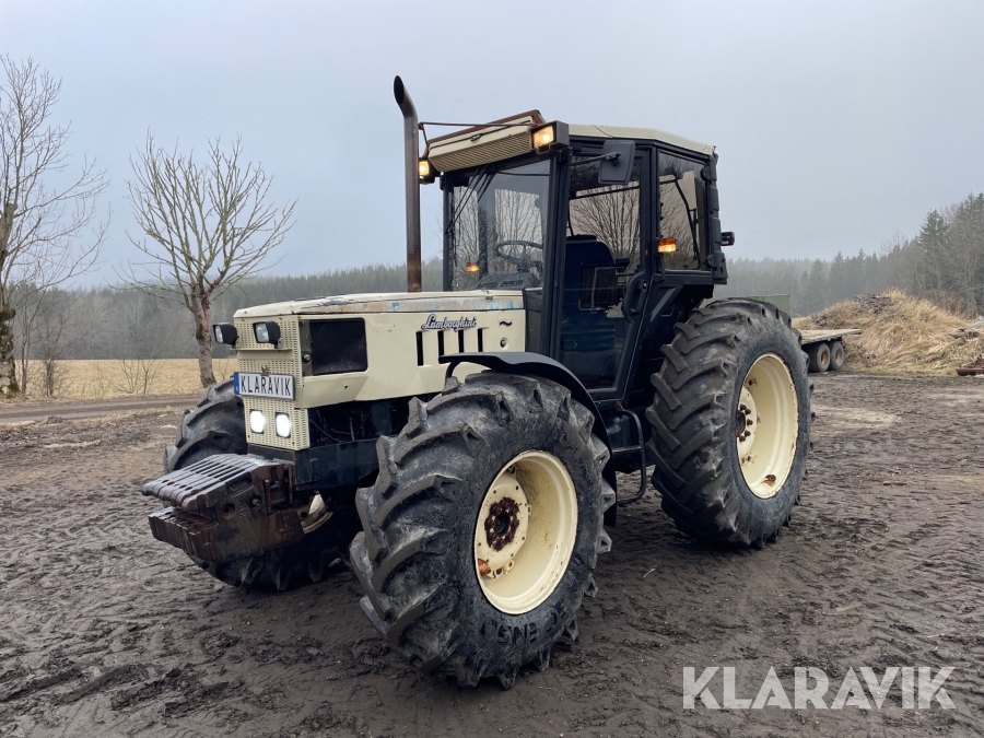 Traktor Lamborghini Formula 105 skogsutrustad