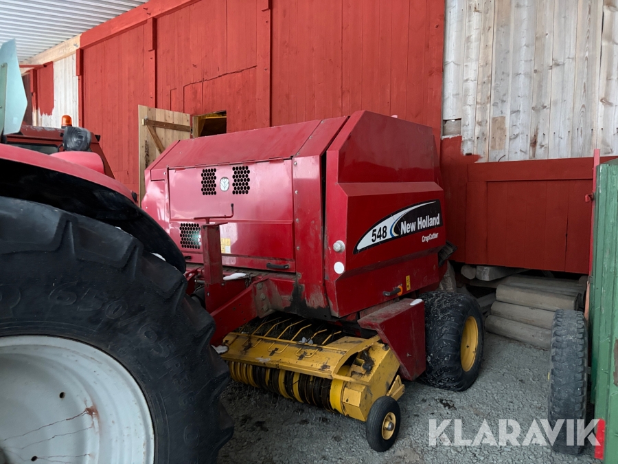 Rundbalspress New Holland 548 cropcutter