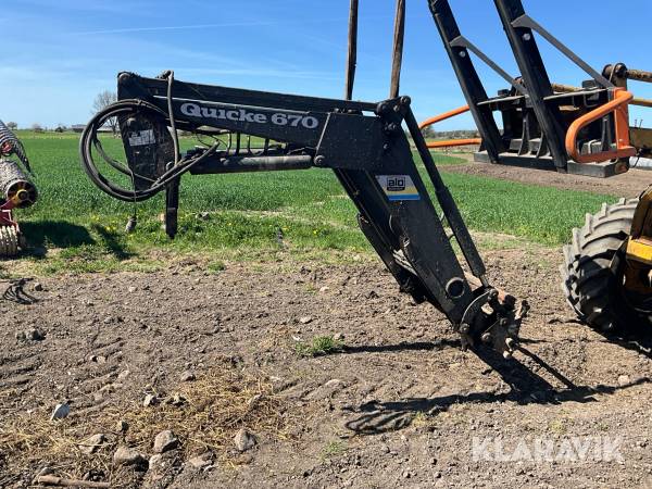 Frontlastare till traktor Ålö Quicke 670