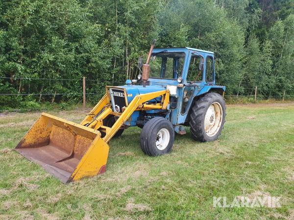 Traktor Ford 3600 med frontlastare