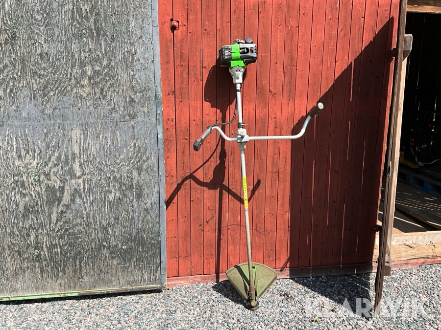 Grästrimmer med slyklinga