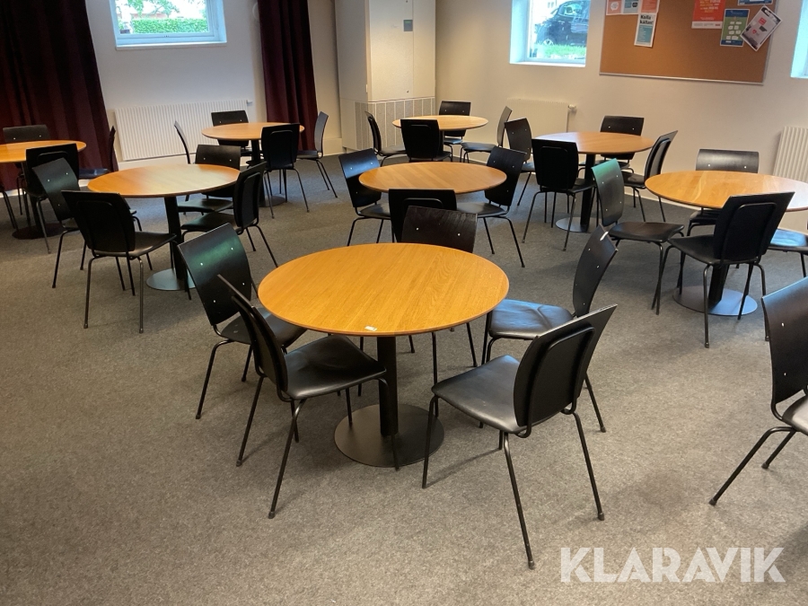 Bord och stolar Mitab 10st bord och 32st stolar