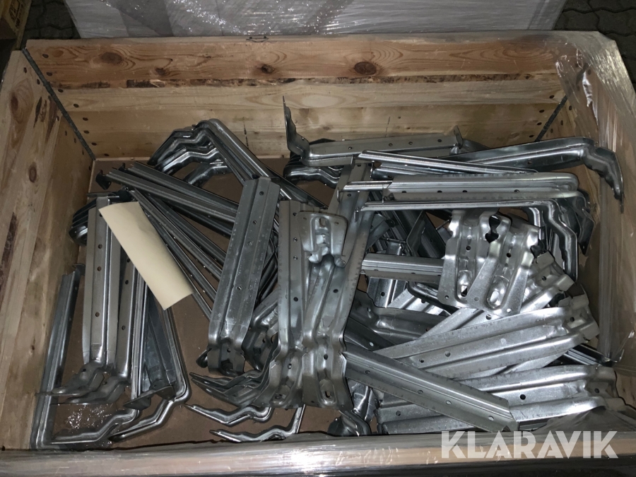 Rännkrokar Wibe ca 74 stycken