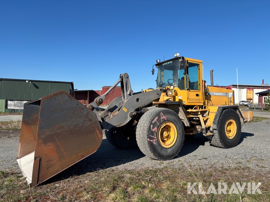 Hjullastare Volvo L120C med våg
