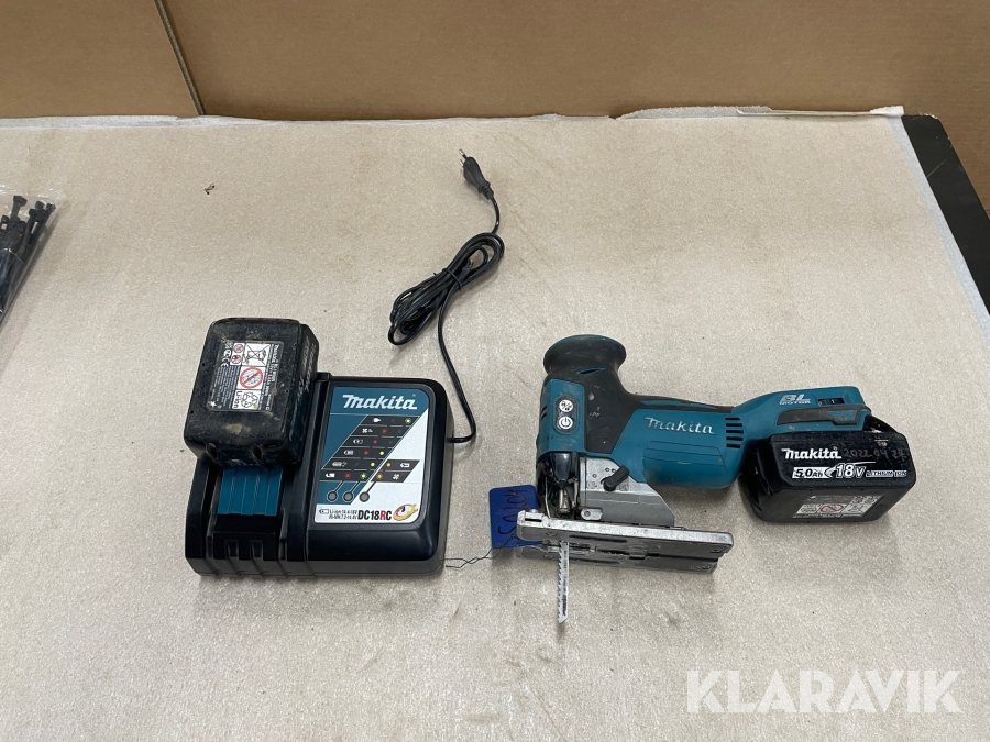 Sticksåg Makita DJV181