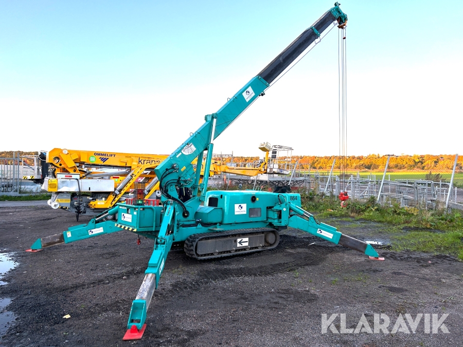 Minikran Maeda 305 C