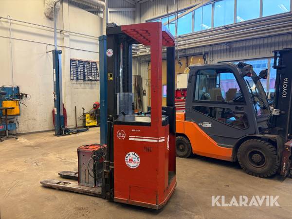 Höglyftare Ledstaplare BT SPS1200