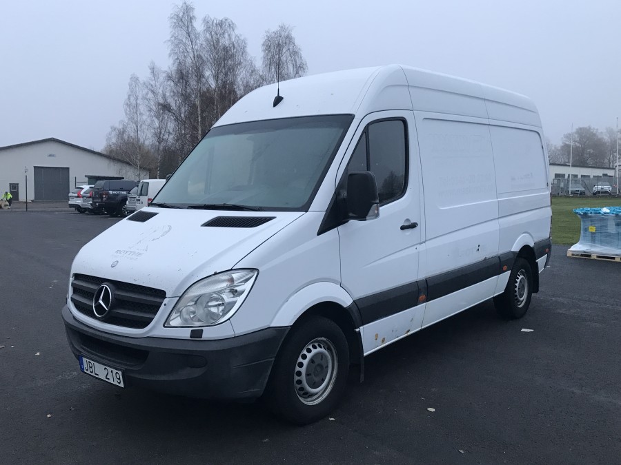 Skåpbil MERCEDES-BENZ