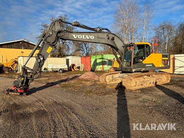 Grävmaskin Volvo EC220EL med GPS tiltrotator och div skopor