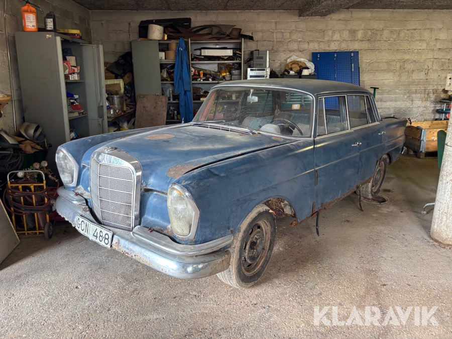 Personbil Mercedes-Benz 220