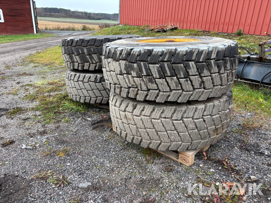 Komplett uppsättning hjul Linglong 20,5r25 4 st