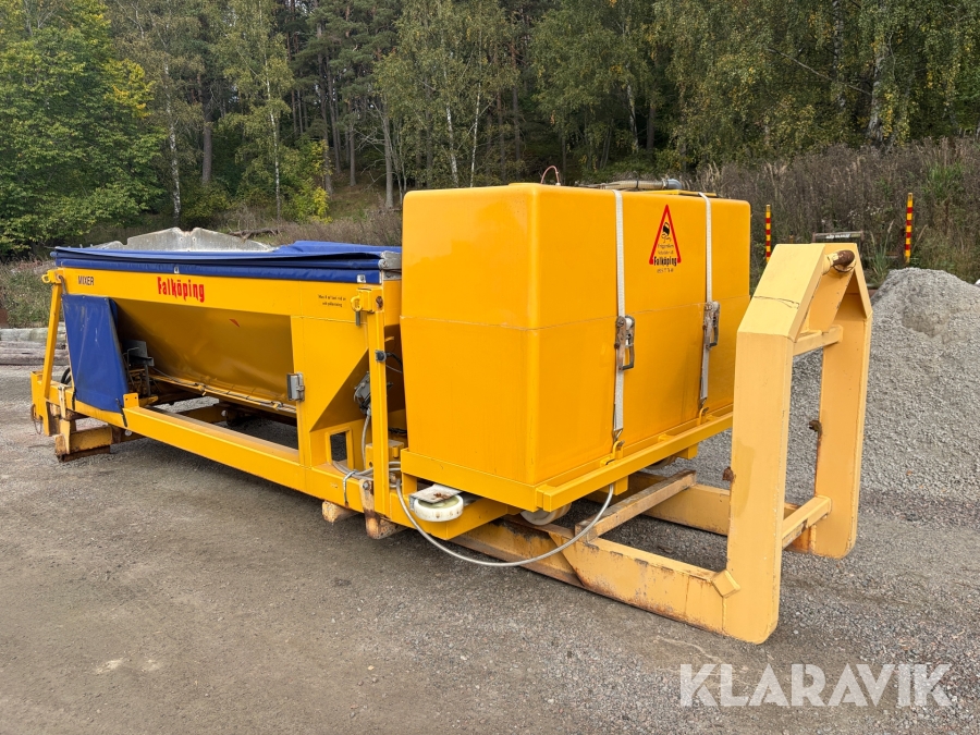 Saltspridare Falköping C-6 BFI på lastväxlarram
