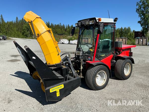 Redskapsbärare Antonio Carraro SP 4400 HST med snöfräs