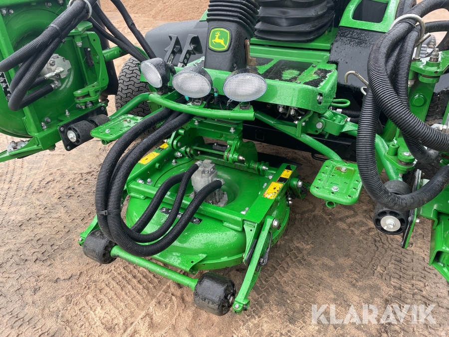 Gräsklippare John Deere 9009 A Göteborg Klaravik Auktioner