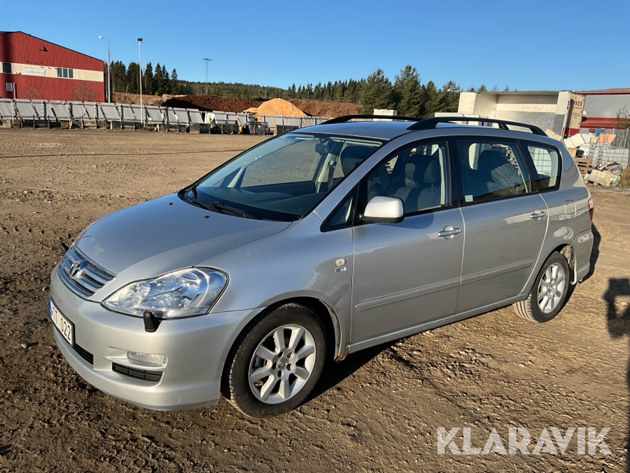 Toyota Avensis Verso 2.0