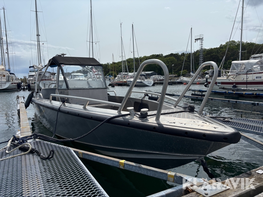 Motorbåt Anytec 750SPI