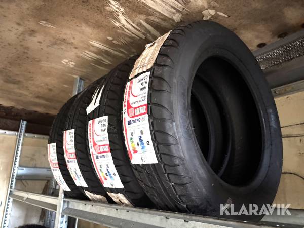 Sommardäck Tigar 205/60R16 4 st