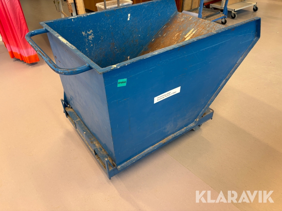 Tippcontainer med gaffelfäste