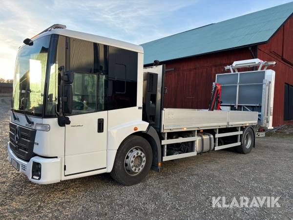 TMA bil Mercedes-Benz Econic 1830 med Palfingerkran