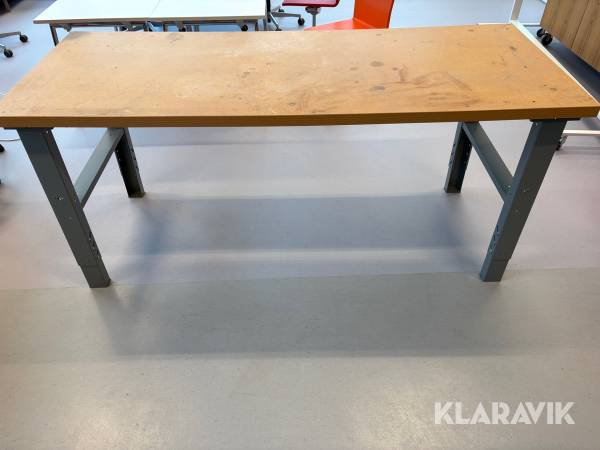 Arbetsbänk 2x0,8m