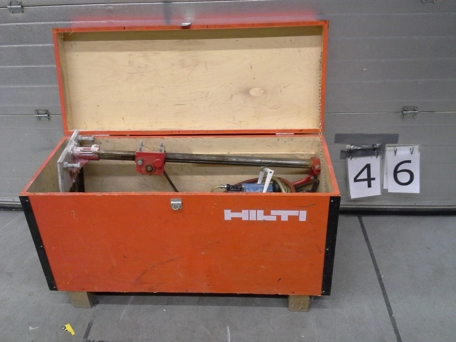 KÄRNBORR MED VAKUUMSUG