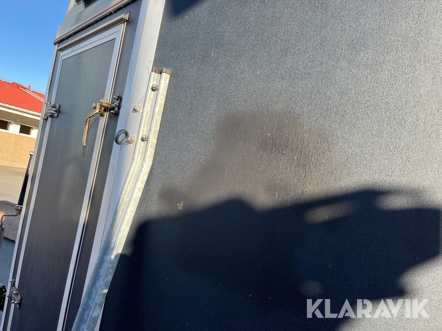 Hästsläp Henra Caliber