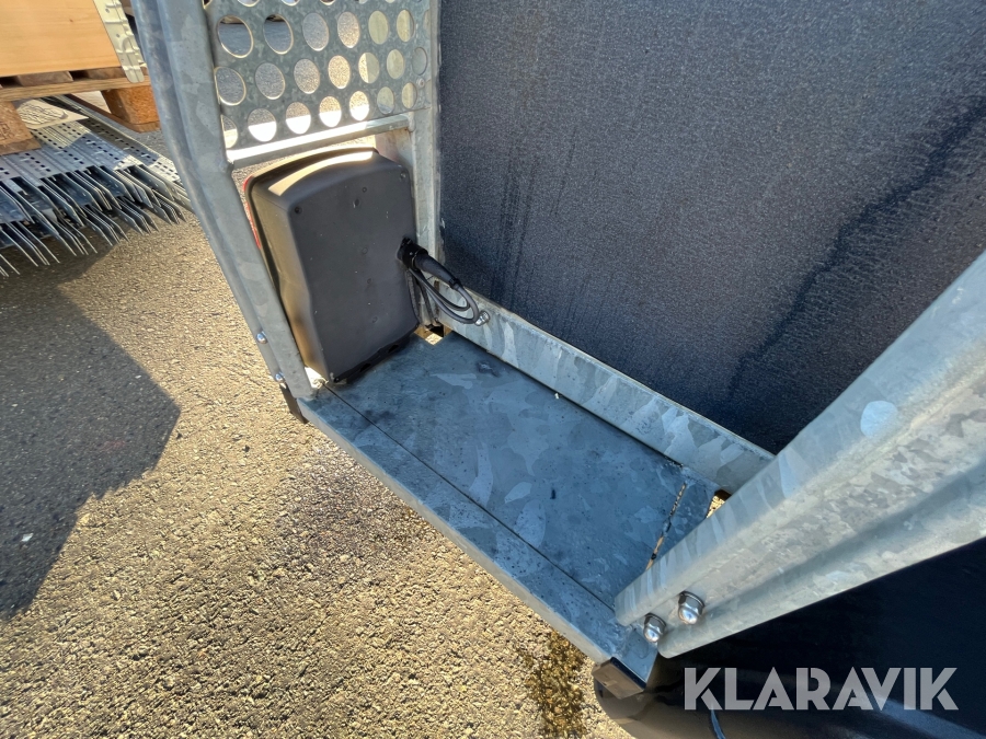 Hästsläp Henra Caliber