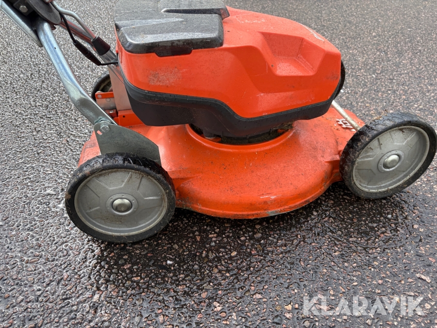 Gräsklippare Husqvarna LB 442i