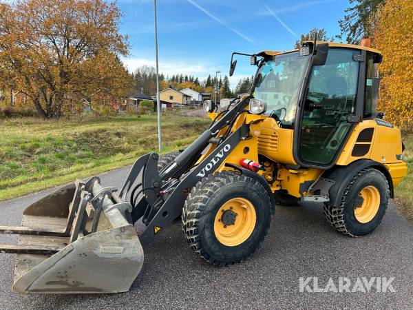 Hjullastare med vikplog+redskap Volvo L25F