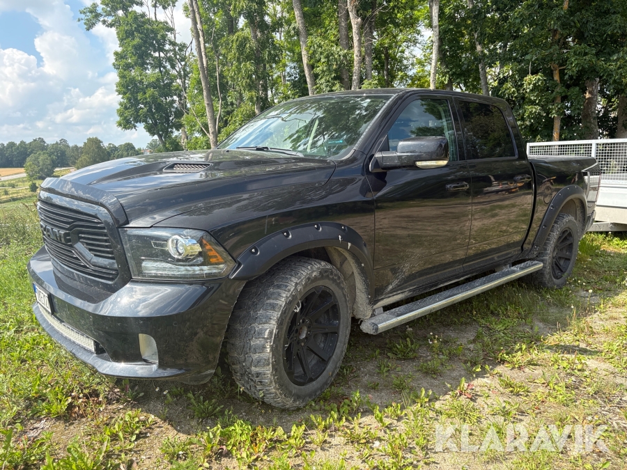 Dodge Ram 1500 Crew Cab 5.7 V8 HEMI 4x4 TorqueFlite 