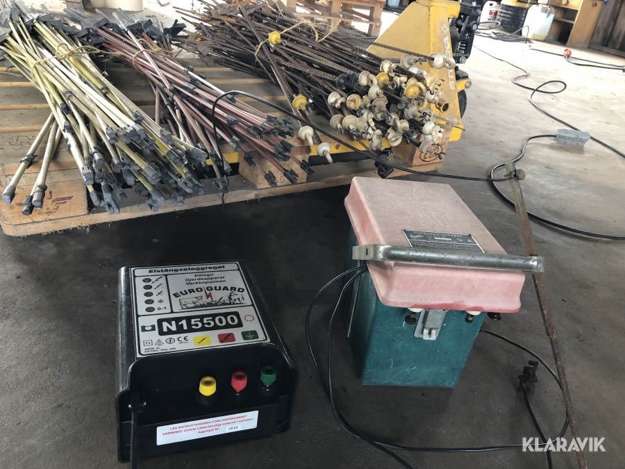 Stängselstolpar, elaggregat + batteri