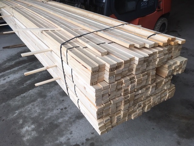 Lockläkt Gran Fasad 4,8m längder