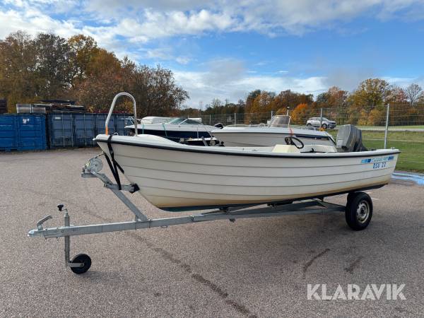 Båt Crescent 465 med Suzuki DT30