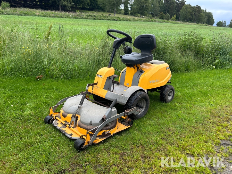 Åkgräsklippare Stiga Villa 12