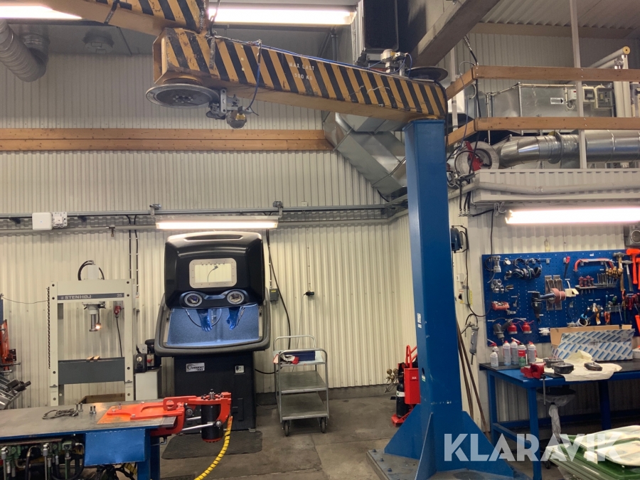 Ledad pelarsvängkran Beyeler 