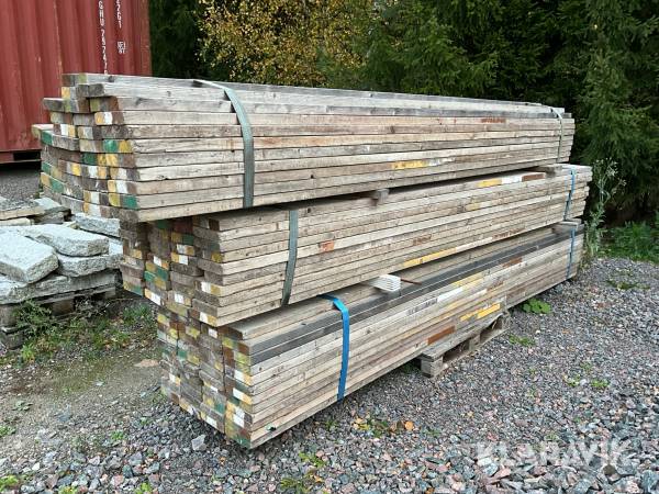 Ställningmaterial ställningsvirke mm