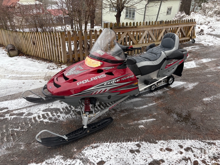Snöskoter Polaris 550 Edge Touring