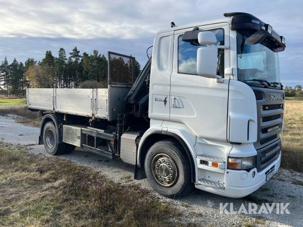 Kranbil Scania R310 med 3-vägstipp