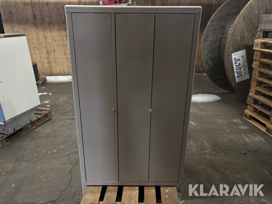 Omklädningsskåp 2st