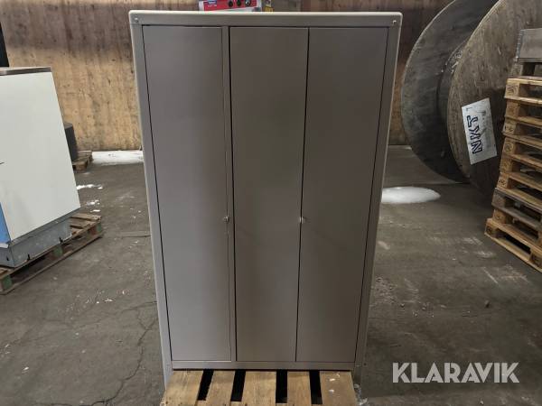 Omklädningsskåp 2st