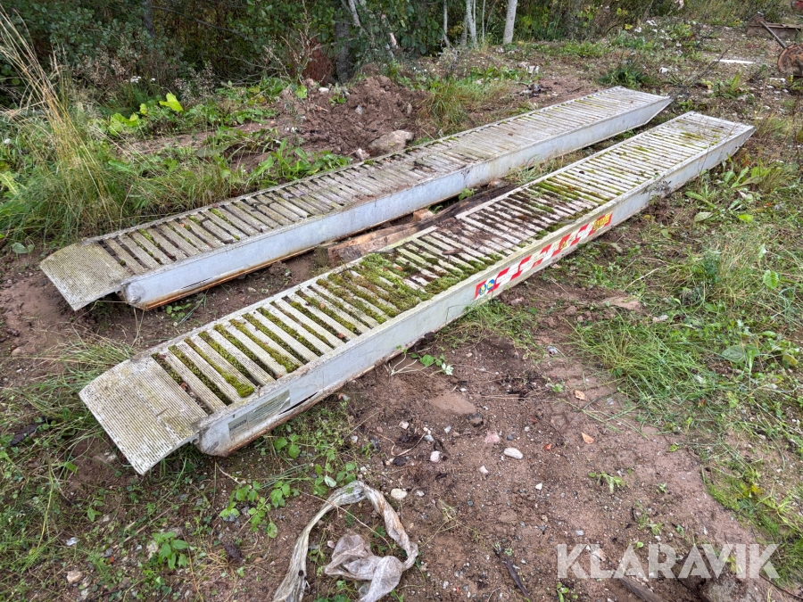 Ramper till släpkärra Entrack M 138/40WNB