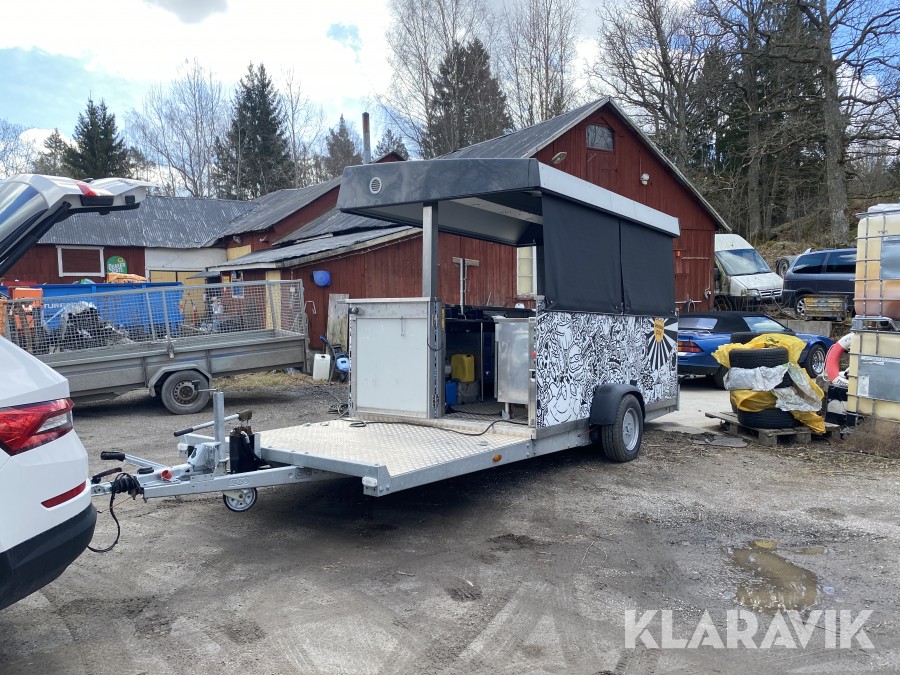 Restaurangvagn Aisapoika Topbox med fällbart tak