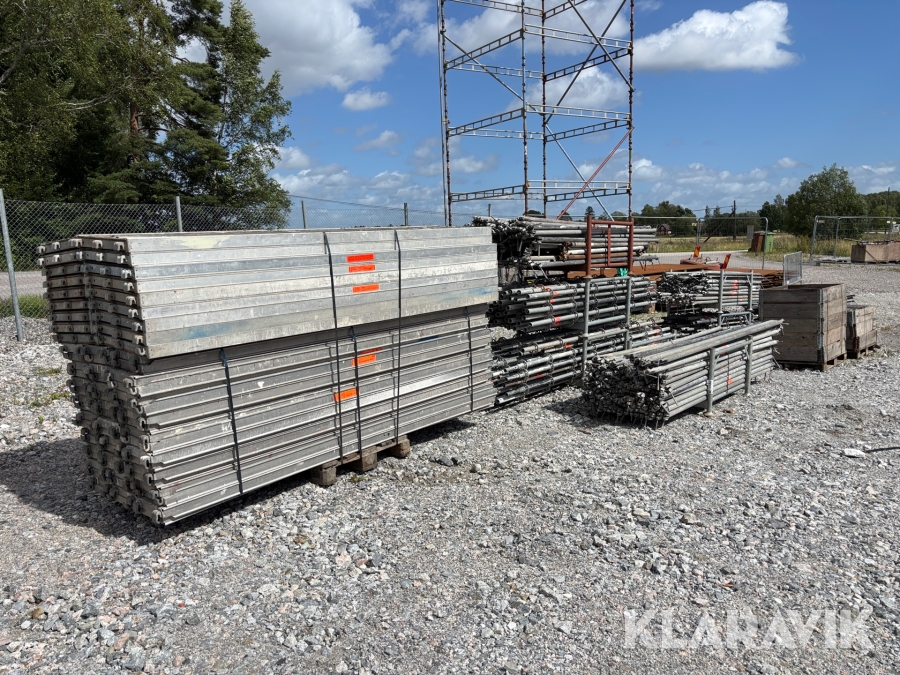 Stort parti Ställningsmaterial Layher ca 500 m3