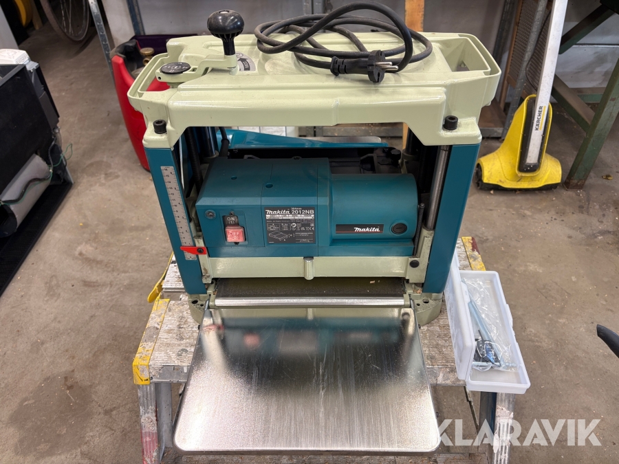 Planhyvel Makita 2012NB