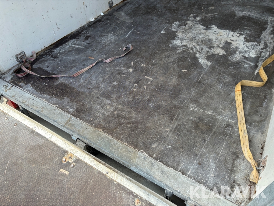 Personbilssläp TGAB CE100035R