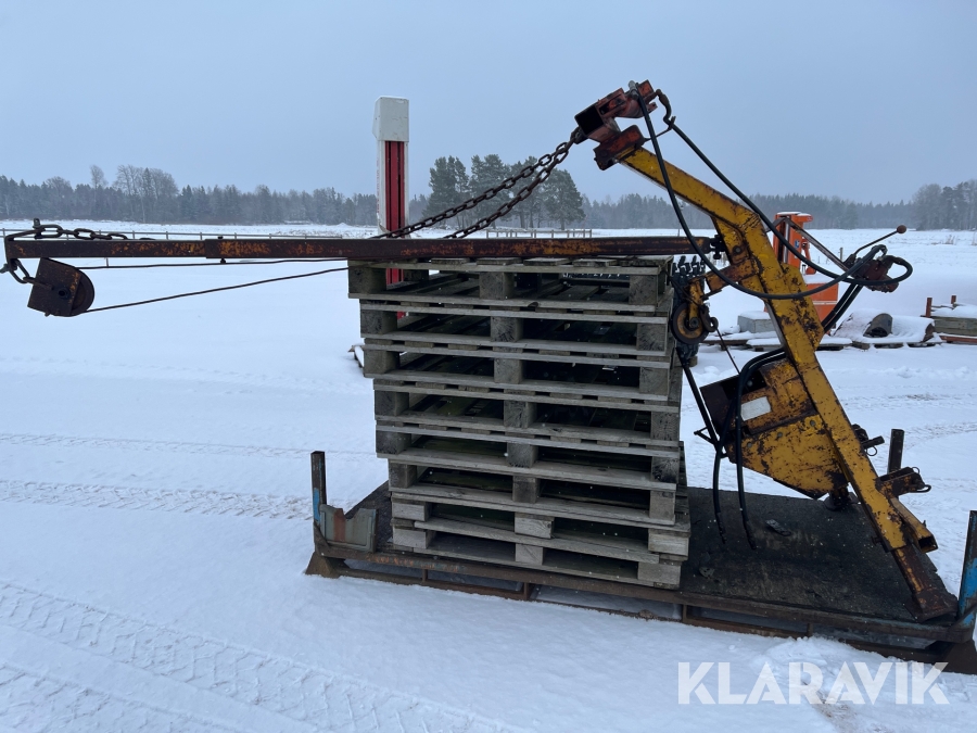 Vajerkran med hydraulsväng FMV