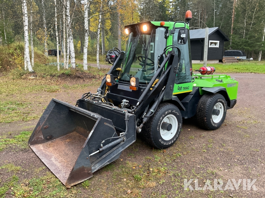 Redskapsbärare LM Trac 485 Super med tillbehör