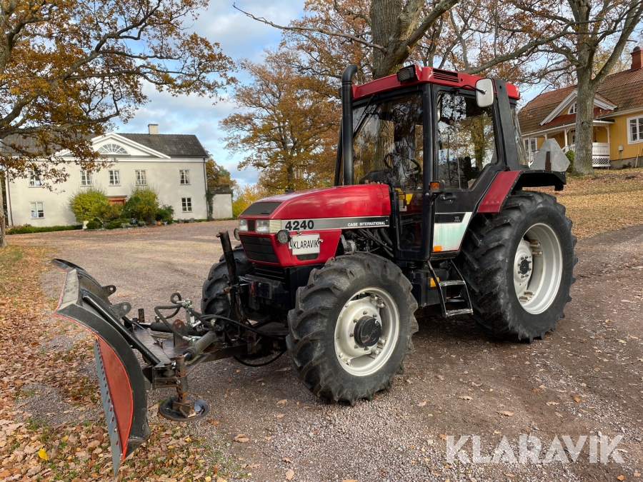 Traktor Case IH 4240 4WD